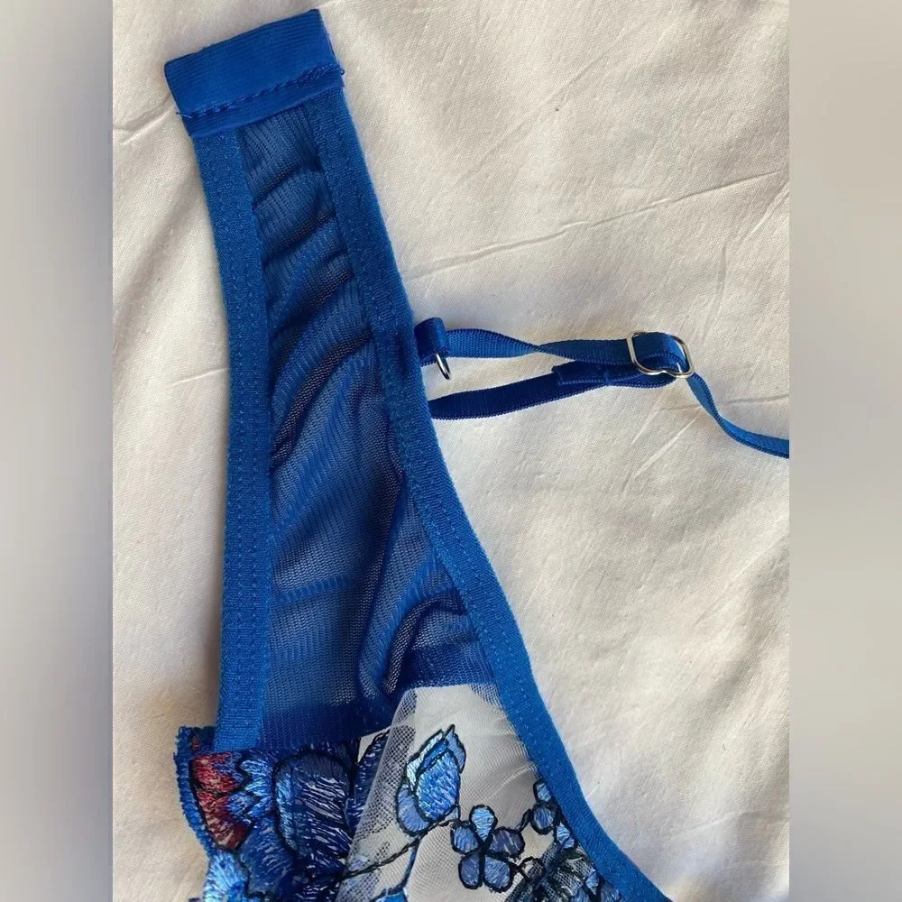 new. blue embroidered lace and tulle bra and thong set,